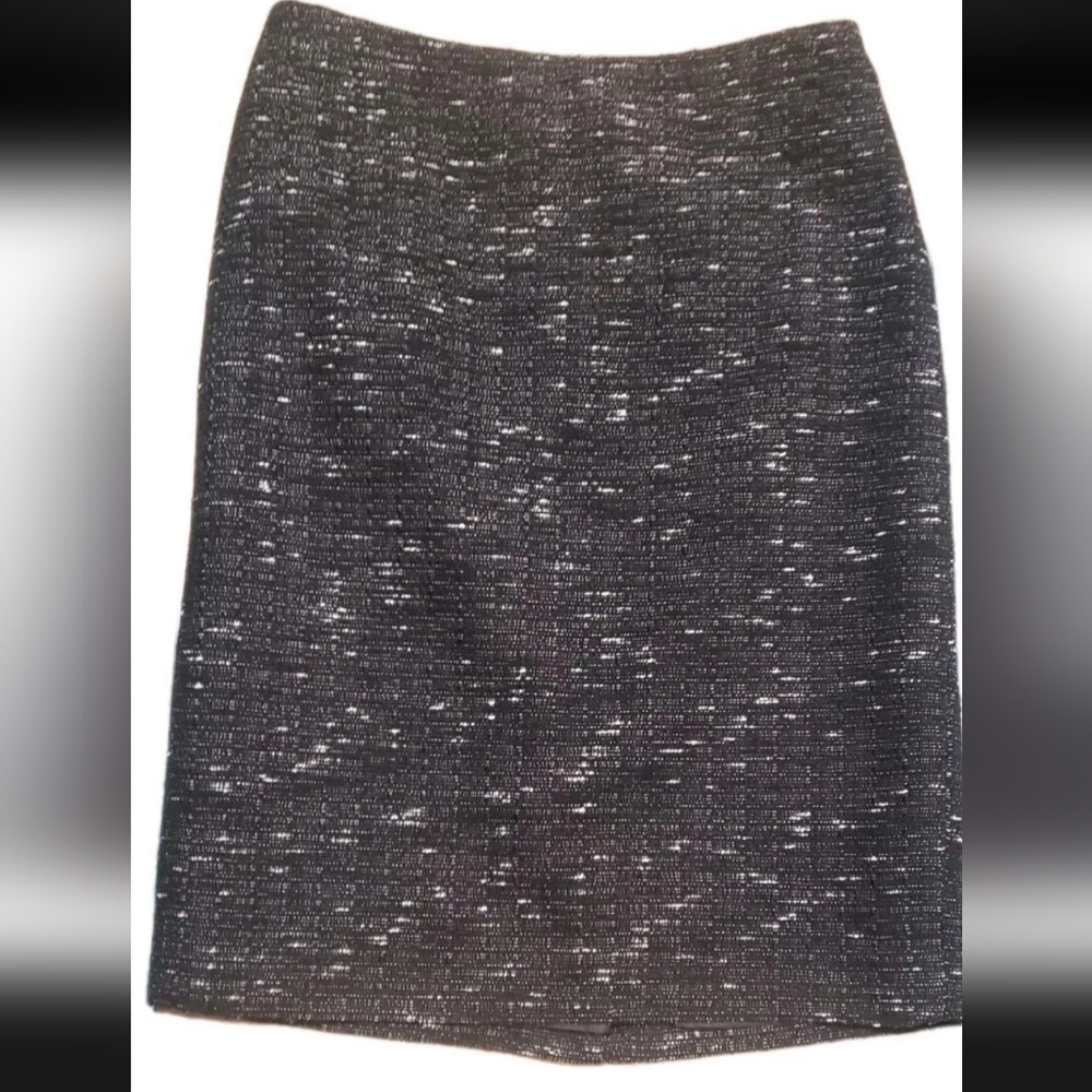 Ann Klein Midi Skirt Size 4P NWT